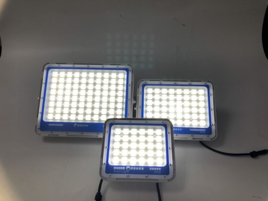 127-128-129投光燈